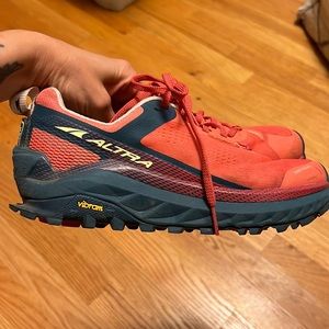Altra Olympus 4 Trail-Running Shoes W 7
